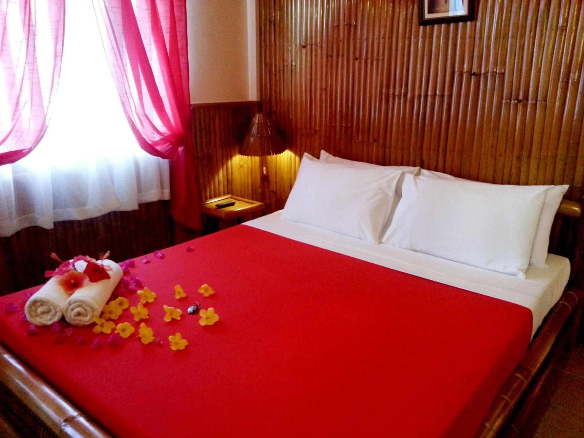 Hof Gorei Beach Resort Davao Samal Buitenkant foto